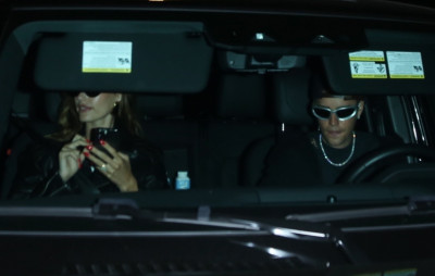 29.06 | Saindo da igreja Churchome, em Beverly Hills