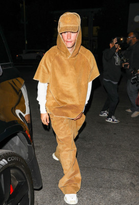 17.08 | Saindo do jantar no Catch Steak, em West Hollywood