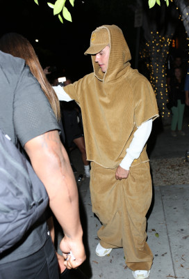 17.08 | Saindo do jantar no Catch Steak, em West Hollywood