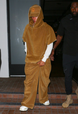17.08 | Saindo do jantar no Catch Steak, em West Hollywood