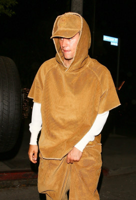 17.08 | Saindo do jantar no Catch Steak, em West Hollywood