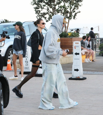 19.08 | Participa do evento da 818 Tequila na SoHo House, em Malibu