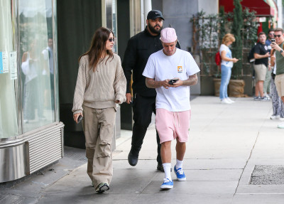 30.09 | Saindo para tomar um café em Beverly Hills