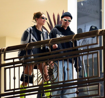 14.10 | Saindo do restaurante Sushi Park, em West Hollywood