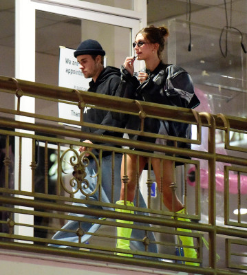 14.10 | Saindo do restaurante Sushi Park, em West Hollywood