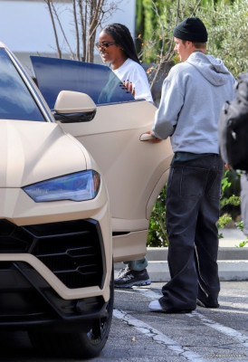 22.10 | Saindo para almoçar em Beverly Hills