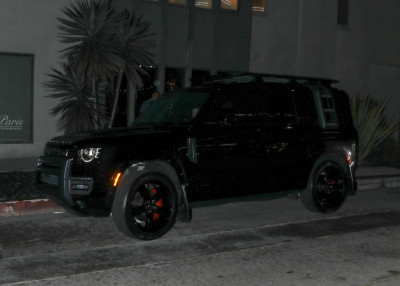 22.10 | Sai para jantar em West Hollywood