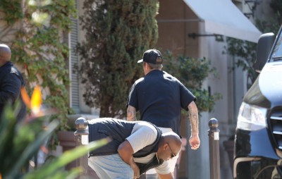 24.10 | Chega a um clube de golfe em Laguna Beach