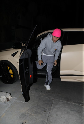 26.10 | Chega para um culto da Igreja Churchome em Beverly Hills