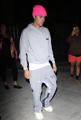 26.10 | Deixando a Igreja Churchome, em Beverly Hills