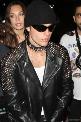 29.10 | Vai à festa de Halloween de Vas Morgan em West Hollywood