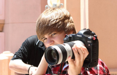 06.12 | Justin Bieber passeando em Bahamas