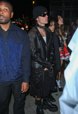 29.10 | Deixando a festa de Halloween de Vas Morgan em West Hollywood