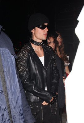 29.10 | Deixando a festa de Halloween de Vas Morgan em West Hollywood