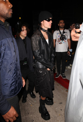 29.10 | Deixando a festa de Halloween de Vas Morgan em West Hollywood
