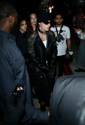29.10 | Deixando a festa de Halloween de Vas Morgan em West Hollywood