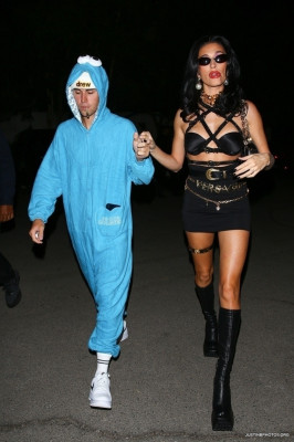 30.10 | Saindo para uma festa de Halloween em West Hollywood