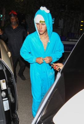 30.10 | Saindo para uma festa de Halloween em West Hollywood