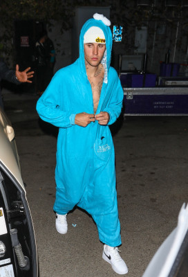 30.10 | Saindo para uma festa de Halloween em West Hollywood