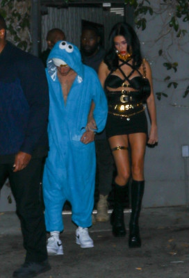 30.10 | Saindo para uma festa de Halloween em West Hollywood