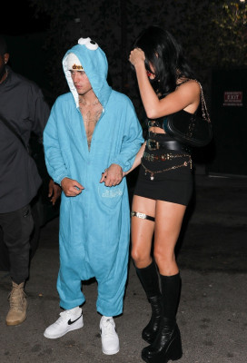 30.10 | Saindo para uma festa de Halloween em West Hollywood
