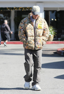 02.11 | Tomando um café em Beverly Hills