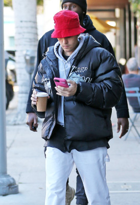 12 de novembro – Tomando café em Beverly Hills
