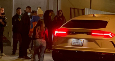 30.11 | Chega para um culto na Churchome em Beverly Hills