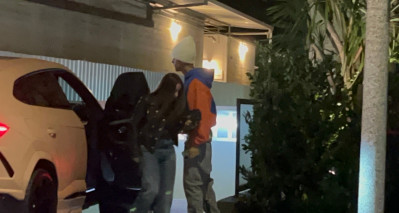 30.11 | Chega para um culto na Churchome em Beverly Hills