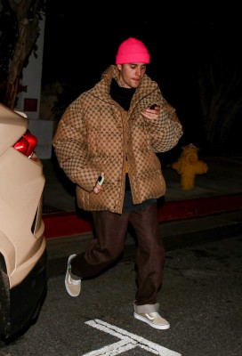 03.12 | Saindo do The Birds Street Club em West Hollywood