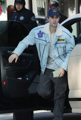 13.12 | Chegando ao Beverly Glen Deli, em Los Angeles