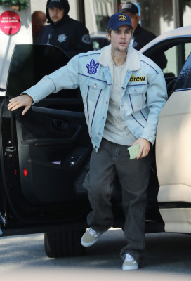 13.12 | Chegando ao Beverly Glen Deli, em Los Angeles