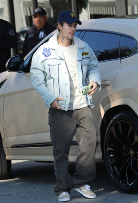 13.12 | Chegando ao Beverly Glen Deli, em Los Angeles