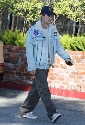13.12 | Chegando ao Beverly Glen Deli, em Los Angeles