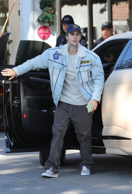 13.12 | Chegando ao Beverly Glen Deli, em Los Angeles