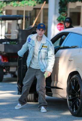13.12 | Chegando ao Beverly Glen Deli, em Los Angeles