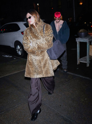 06.02 | Justin e Hailey Bieber em Nova York.
