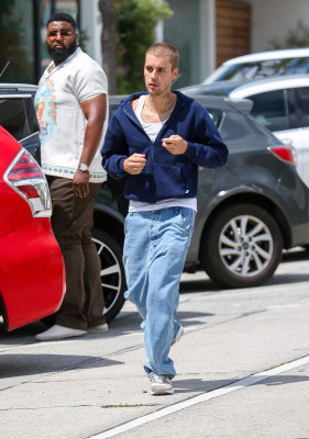 03.05 | Aparição em Los Angeles, Califórnia.