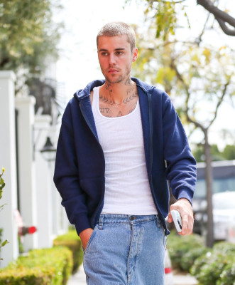 03.05 | Aparição em Los Angeles, Califórnia.
