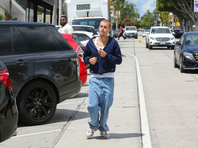 03.05 | Aparição em Los Angeles, Califórnia.