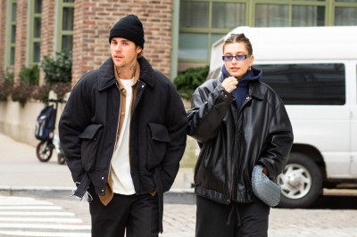 25.01 | Justin e Hailey Bieber em Nova York.