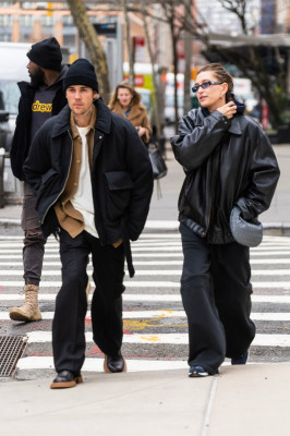 25.01 | Justin e Hailey Bieber em Nova York.