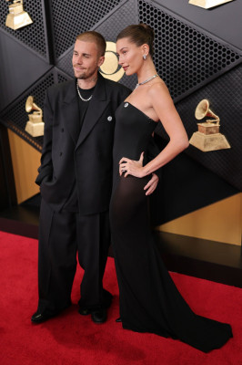 01.02 | Justin Bieber e Hailey Bieber no redcarpet da 68ª edição do Grammy Awards em Los Angeles