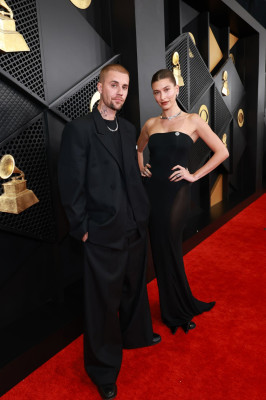 01.02 | Justin Bieber e Hailey Bieber no redcarpet da 68ª edição do Grammy Awards em Los Angeles