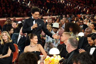 01.02 | Durante a 68ª edição do Grammy Awards