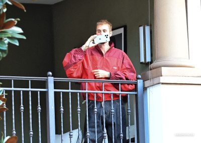 30.09 | Justin Bieber foi visto no The Maybourne em Beverly Hills, Califórnia.