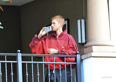 30.09 | Justin Bieber foi visto no The Maybourne em Beverly Hills, Califórnia.