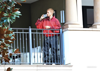 30.09 | Justin Bieber foi visto no The Maybourne em Beverly Hills, Califórnia.