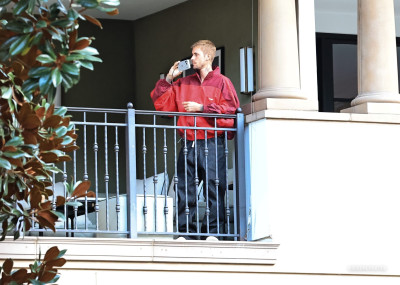 30.09 | Justin Bieber foi visto no The Maybourne em Beverly Hills, Califórnia.