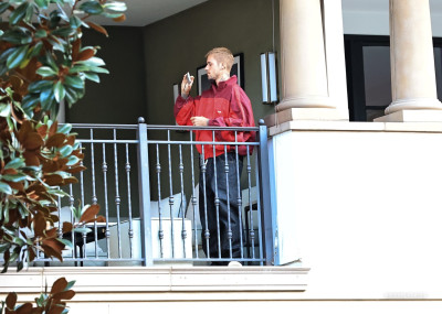 30.09 | Justin Bieber foi visto no The Maybourne em Beverly Hills, Califórnia.